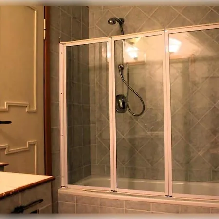Pitti Palace - Original Florentine Apartment *